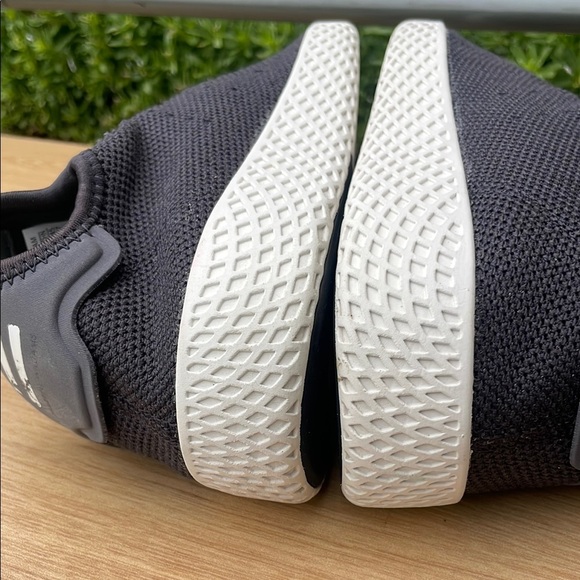 Pharell Williams x Adidas Gray Grey Sneakers Tennis Shoes CQ2162 Men' Size 7 - Picture 9 of 11